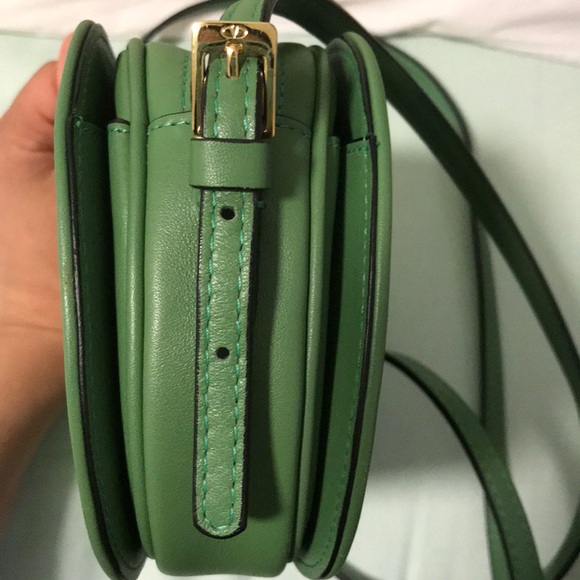 VALENTINO CROSS BODY / OVER THE SHOULDER HANDBAG - Picture 7 of 8